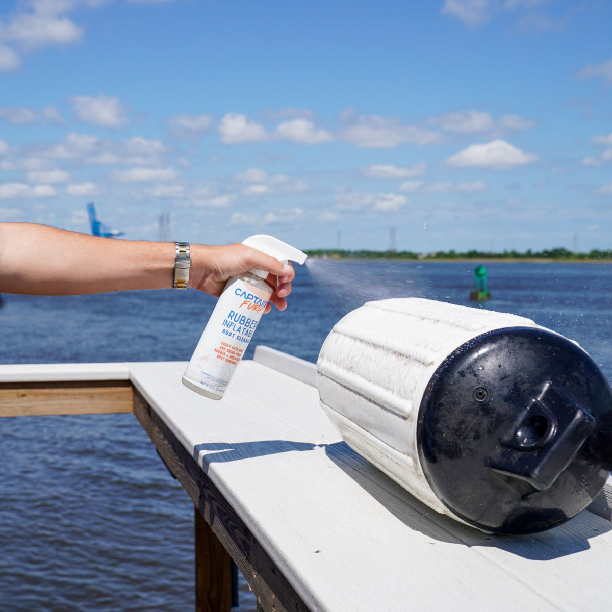 Spraying inflatable boat cleaner
