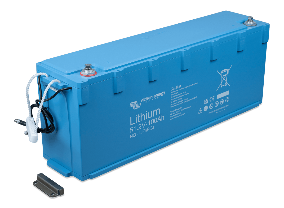 Victron LiFePO4 Battery 51.2V/100Ah NG - right-with mounting2