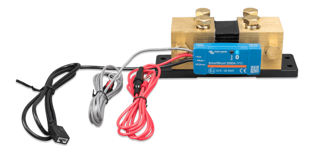 Victron SmartShunt 2000A/50MV IP65 Bluetooth Battery Monitor - front-angle